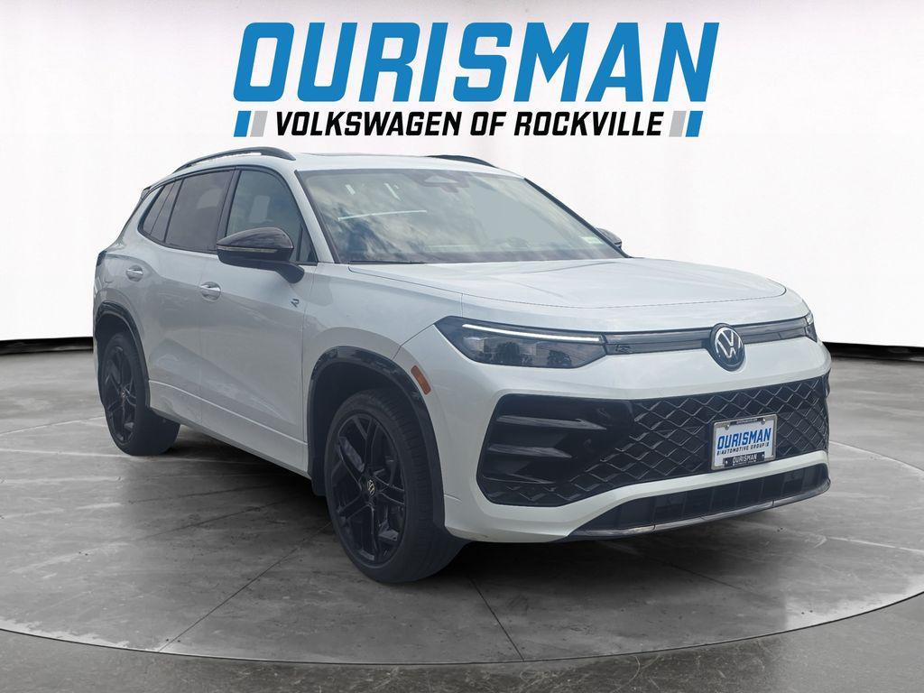 new 2025 Volkswagen Tiguan car, priced at $37,105
