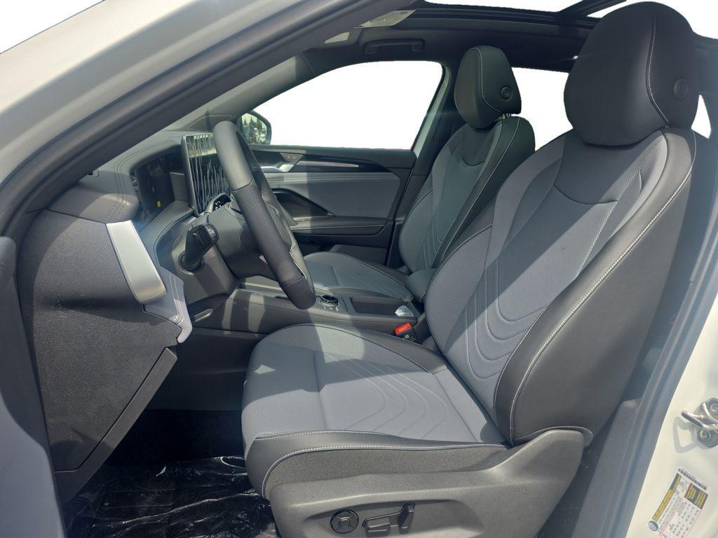 new 2025 Volkswagen Tiguan car, priced at $37,105