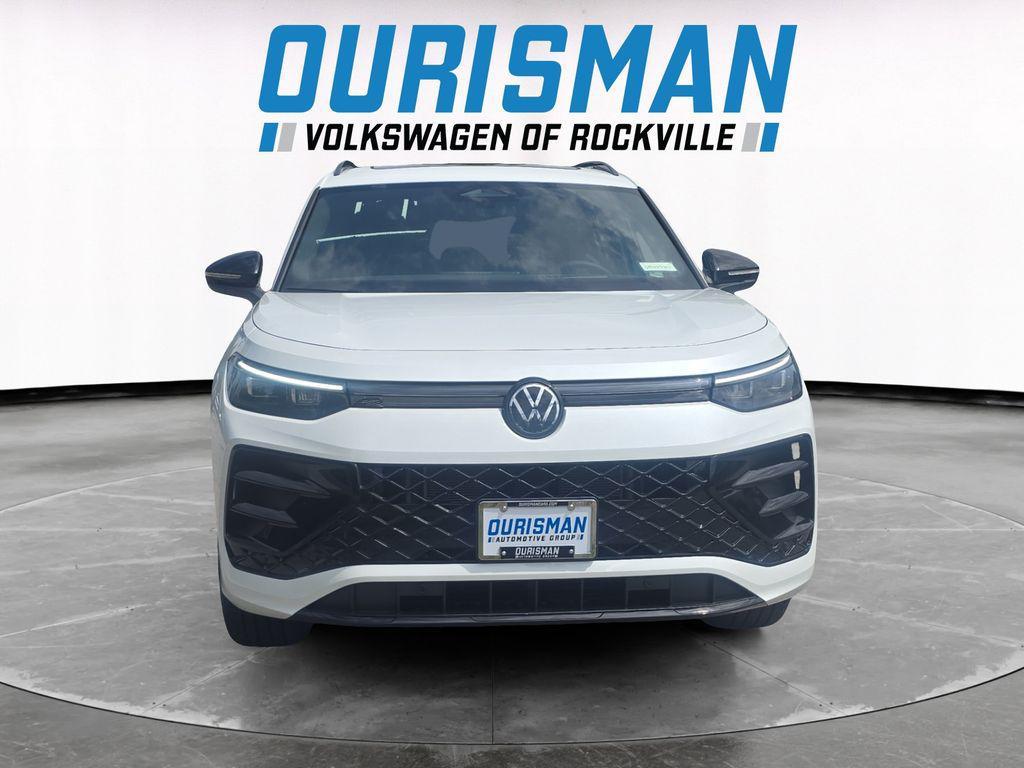 new 2025 Volkswagen Tiguan car, priced at $37,105