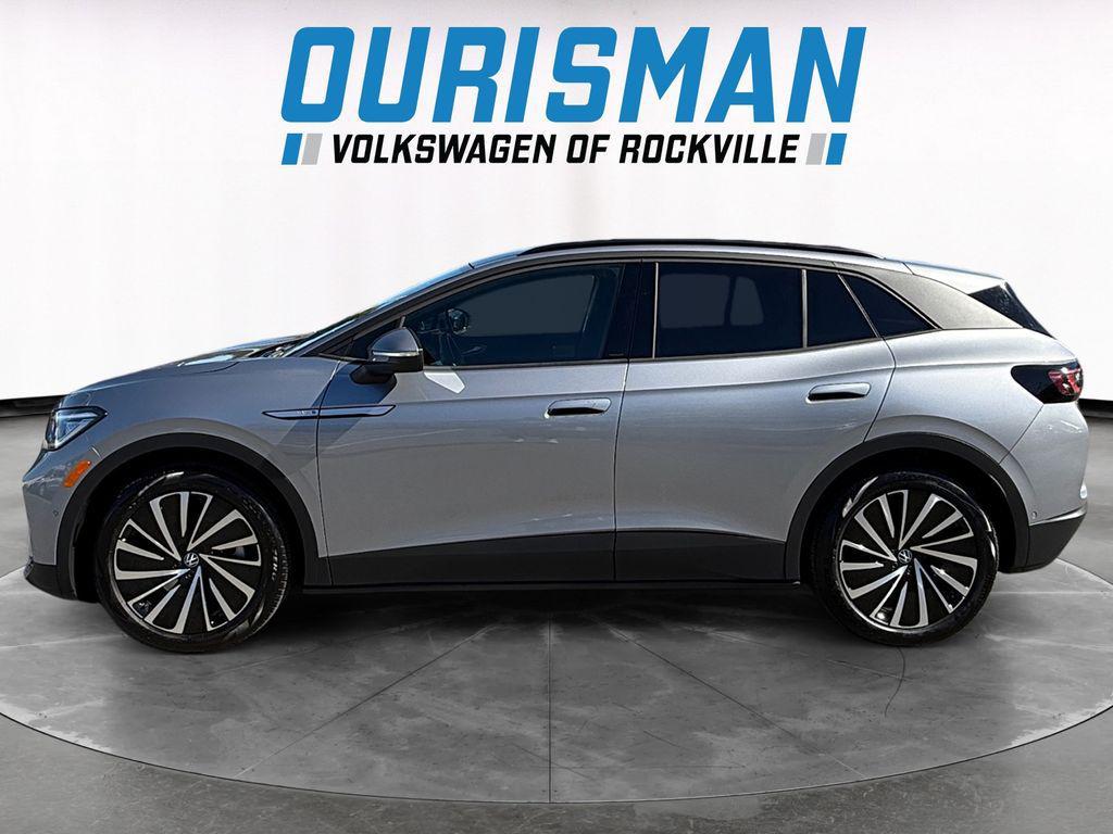 used 2024 Volkswagen ID.4 car, priced at $22,500