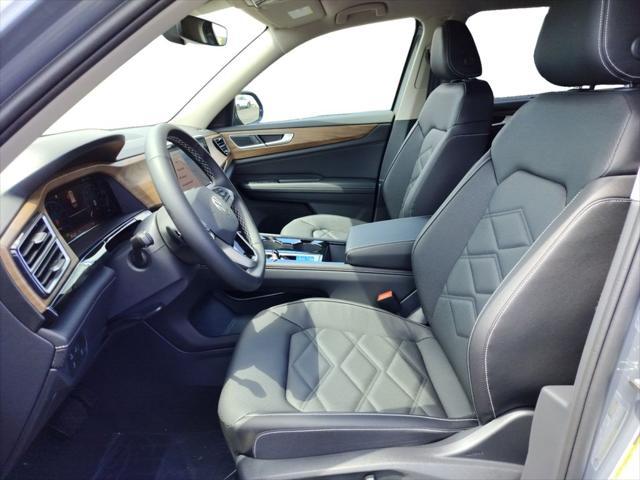 new 2025 Volkswagen Atlas car, priced at $43,488