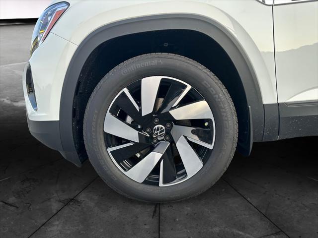 new 2025 Volkswagen Atlas Cross Sport car, priced at $44,219