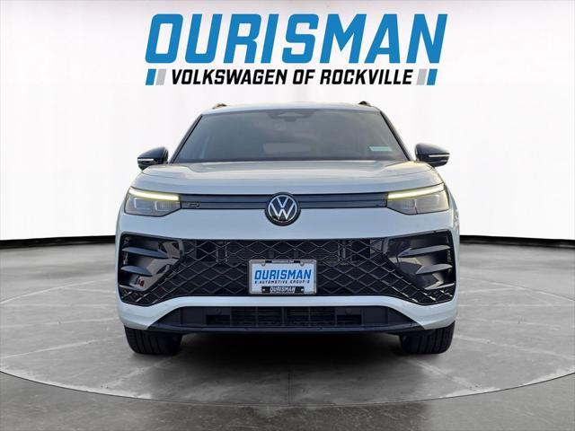 new 2025 Volkswagen Tiguan car, priced at $38,287