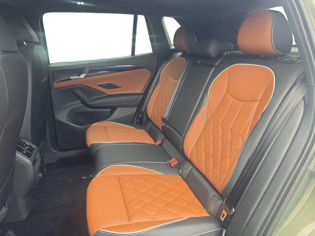 new 2025 Volkswagen Tiguan car, priced at $42,105