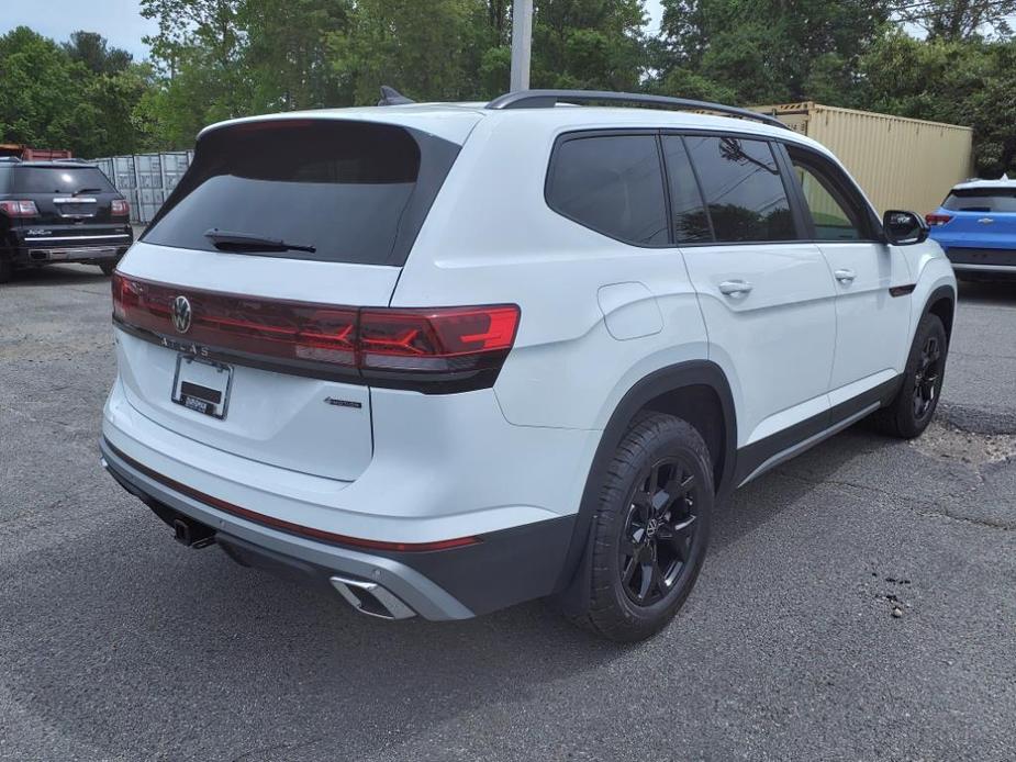 new 2024 Volkswagen Atlas car, priced at $43,430