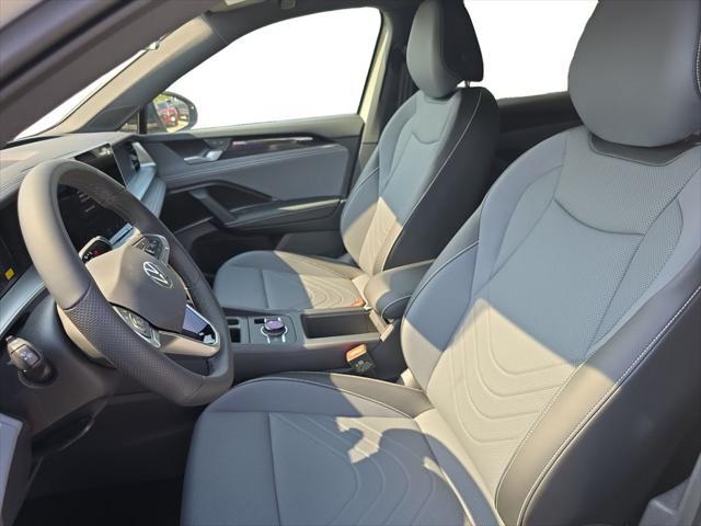 new 2025 Volkswagen Tiguan car, priced at $38,229