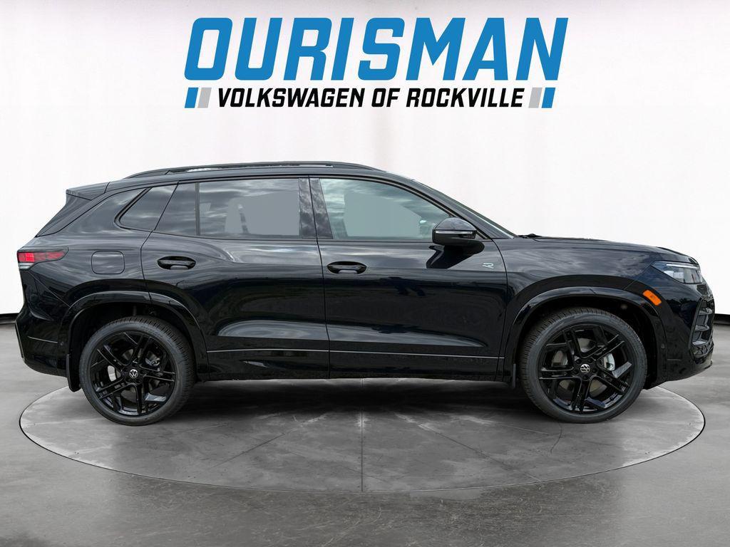 new 2025 Volkswagen Tiguan car, priced at $36,668