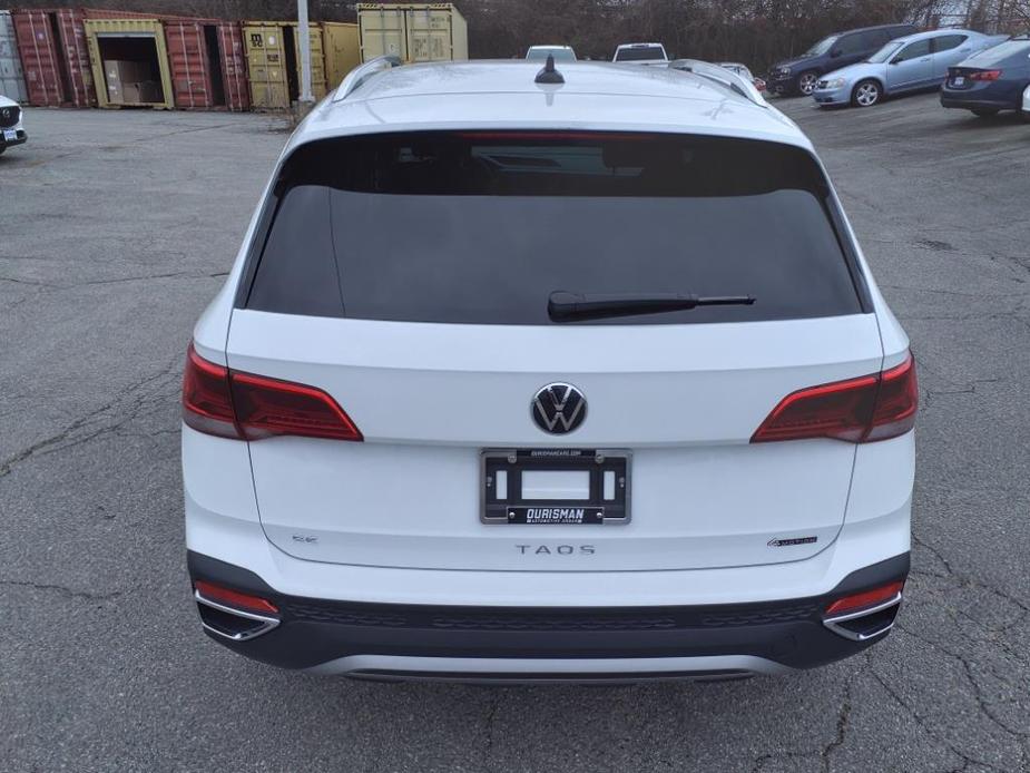 new 2024 Volkswagen Taos car, priced at $28,153
