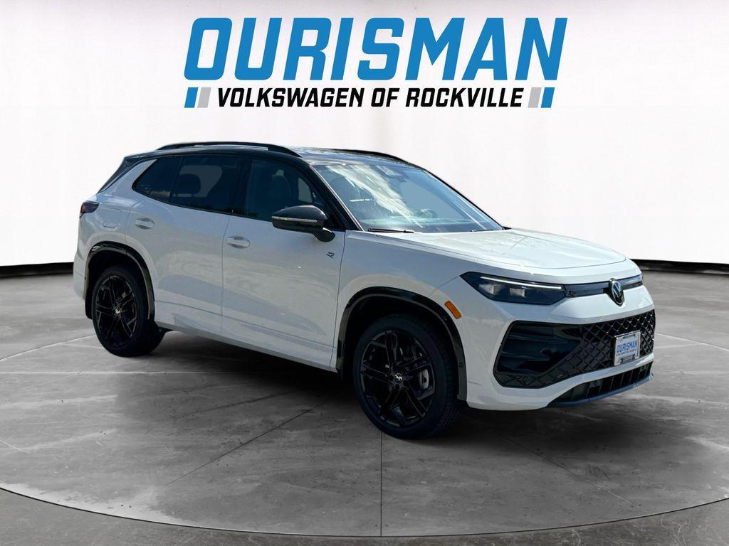 new 2025 Volkswagen Tiguan car, priced at $37,651
