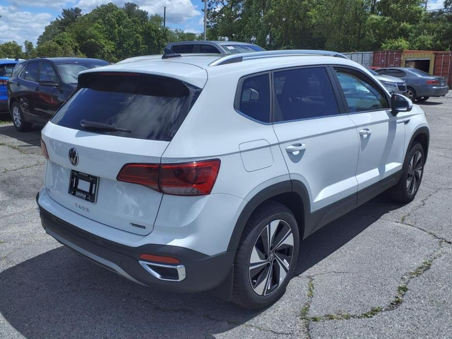 new 2024 Volkswagen Taos car, priced at $30,781