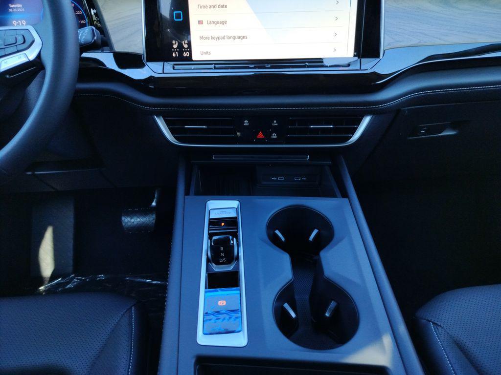 new 2026 Volkswagen Atlas car, priced at $39,141