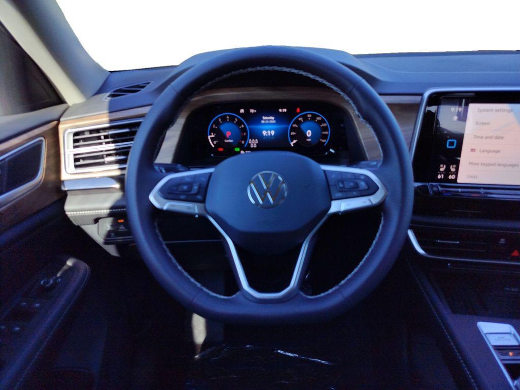 new 2026 Volkswagen Atlas car, priced at $39,141