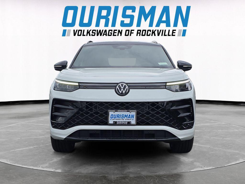 new 2025 Volkswagen Tiguan car, priced at $37,167