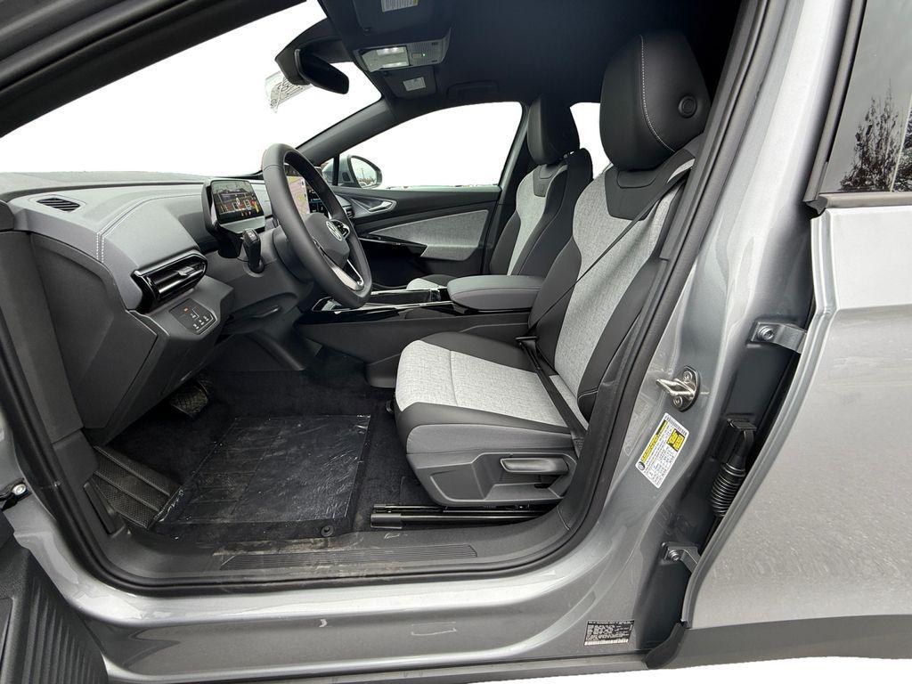new 2025 Volkswagen ID.4 car