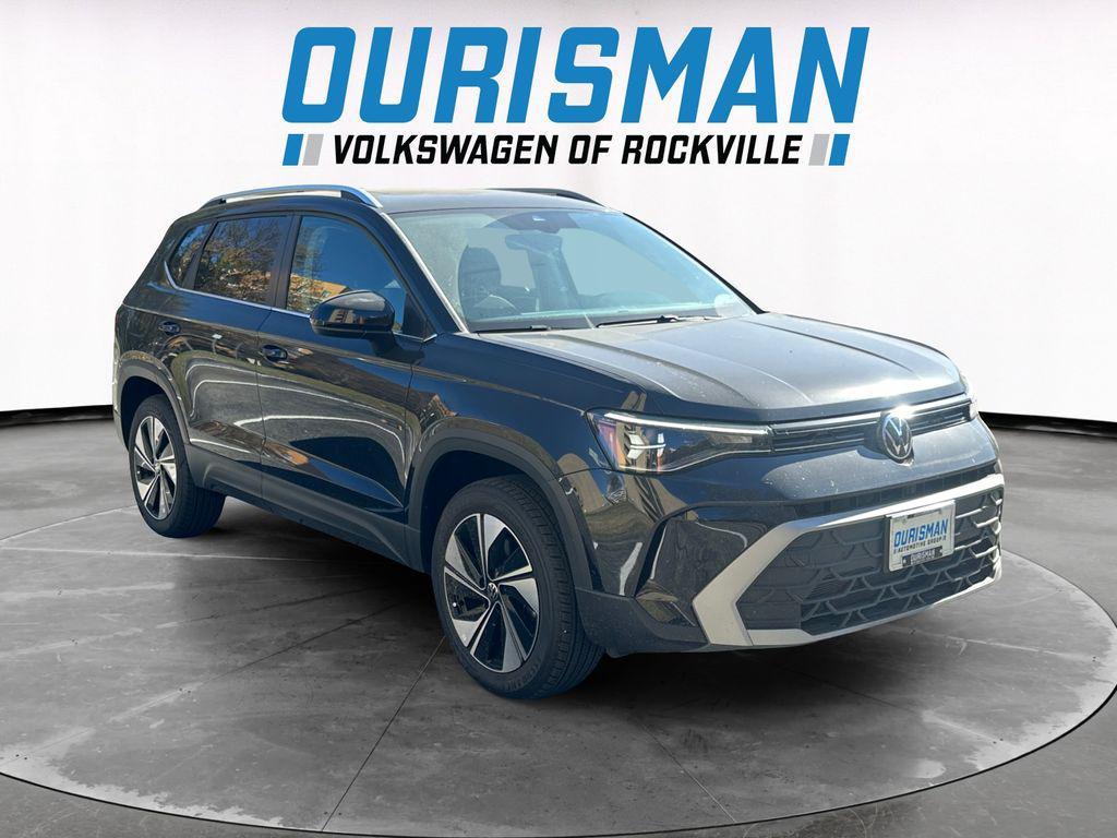 new 2025 Volkswagen Taos car, priced at $26,174