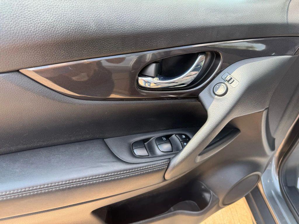 used 2018 Nissan Rogue car, priced at $6,900