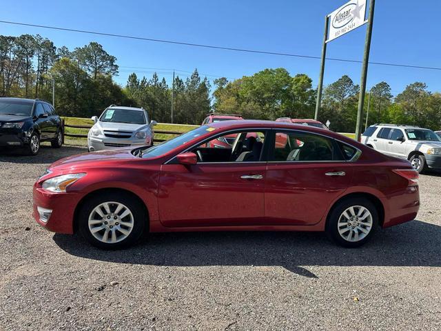 used 2013 Nissan Altima car, priced at $5,995