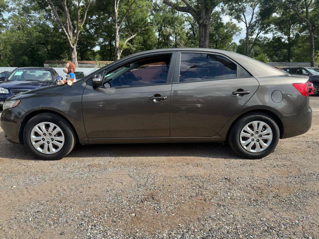 used 2010 Kia Forte car, priced at $4,900