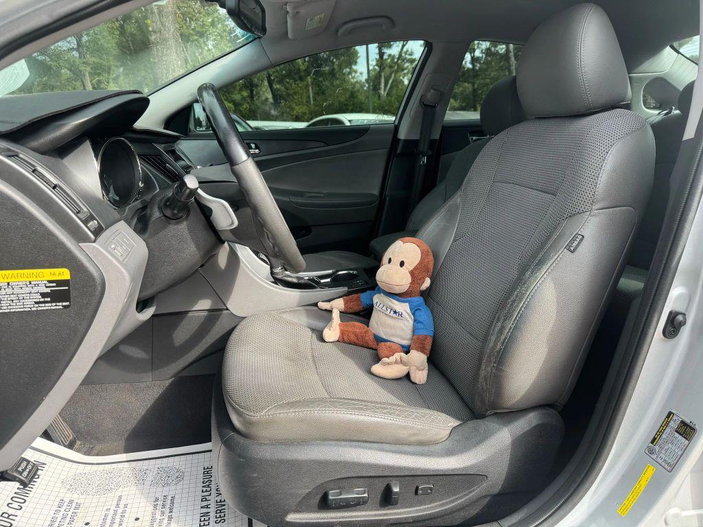 used 2013 Hyundai Sonata car, priced at $4,900