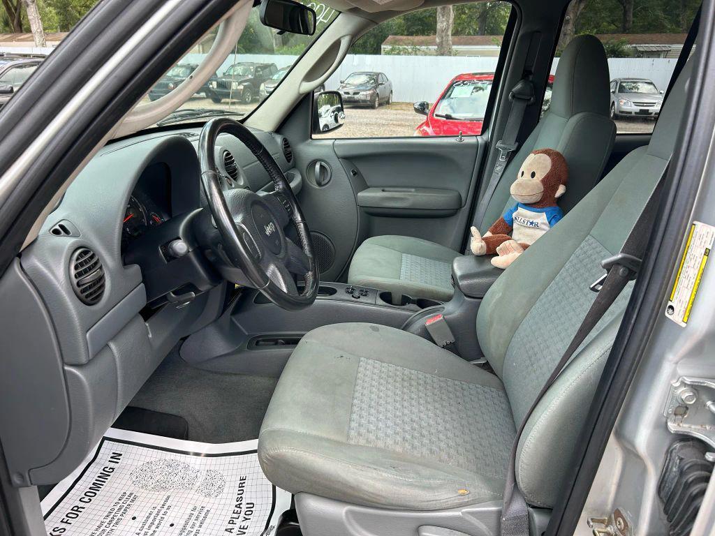 used 2005 Jeep Liberty car, priced at $4,900