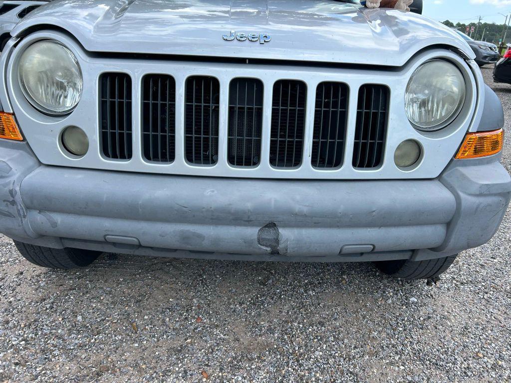 used 2005 Jeep Liberty car, priced at $4,900