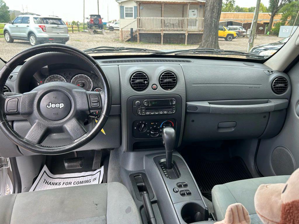 used 2005 Jeep Liberty car, priced at $4,900