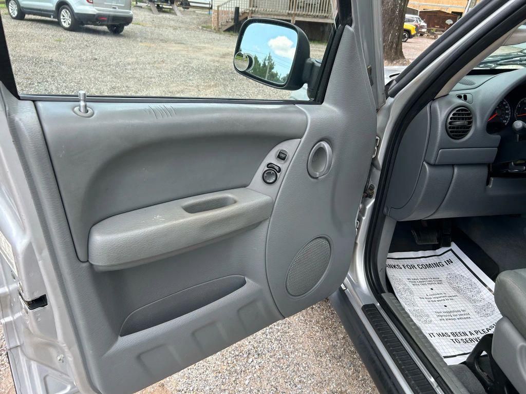 used 2005 Jeep Liberty car, priced at $4,900