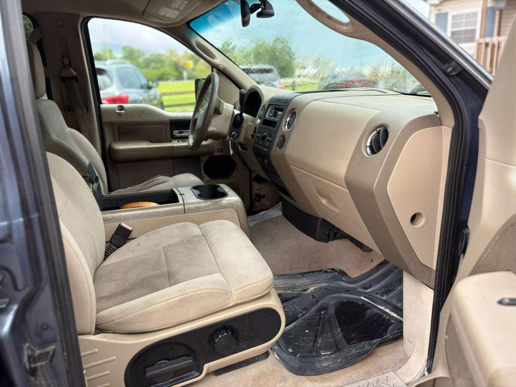 used 2004 Ford F-150 car, priced at $3,900