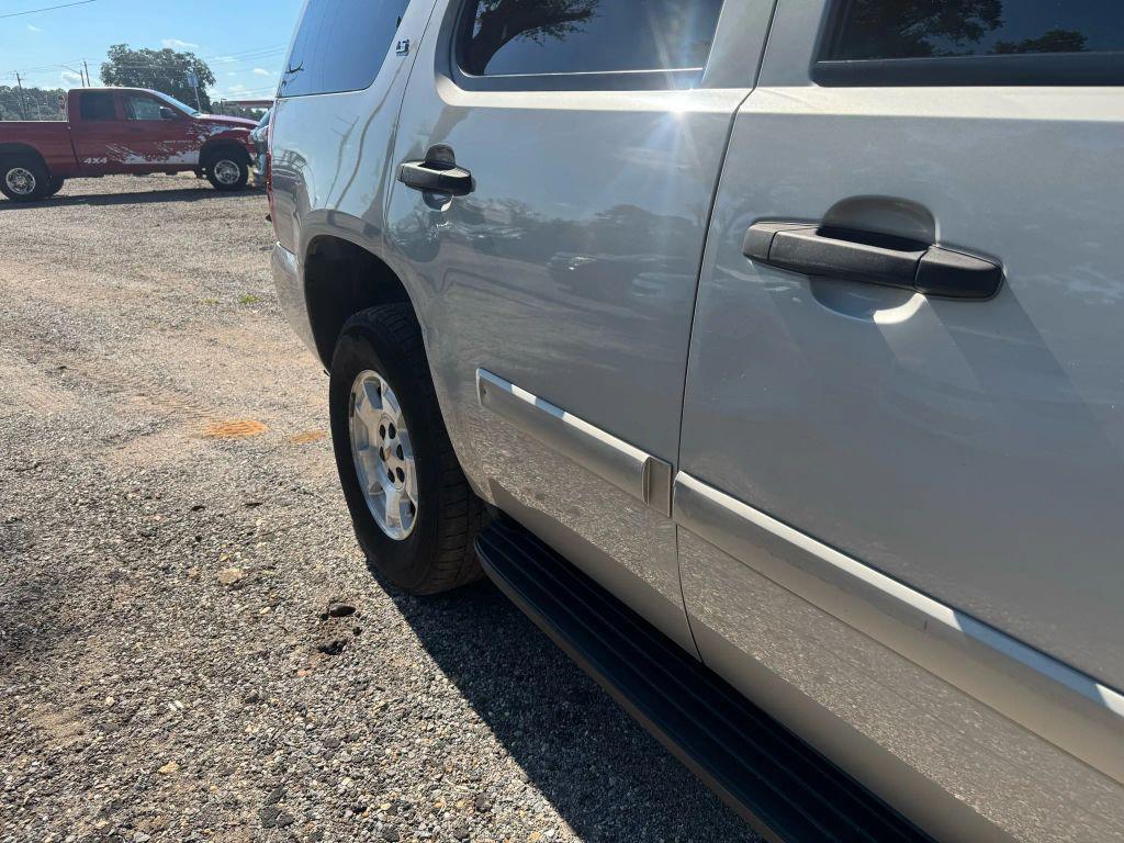 used 2009 Chevrolet Tahoe car, priced at $7,500