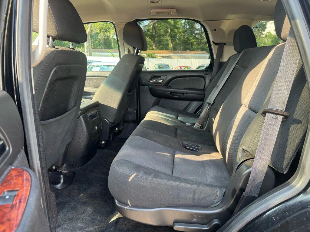 used 2013 GMC Yukon car, priced at $9,400