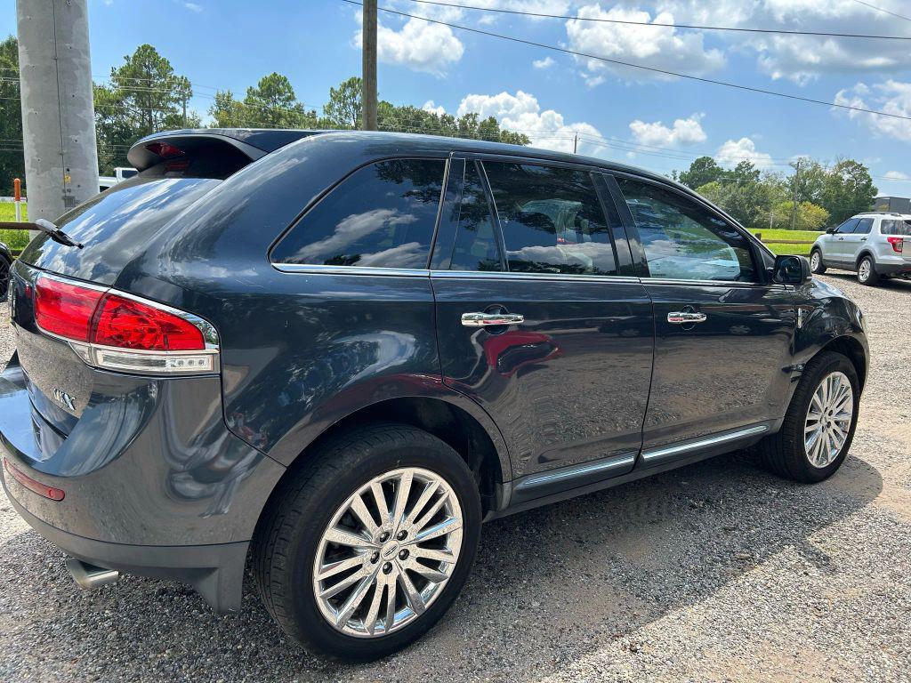 used 2013 Lincoln MKX car, priced at $5,400