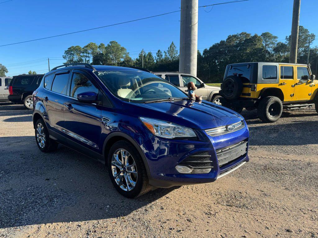 used 2015 Ford Escape car, priced at $6,000