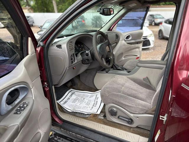 used 2004 Chevrolet TrailBlazer car, priced at $5,400