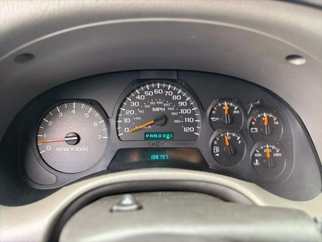 used 2004 Chevrolet TrailBlazer car, priced at $5,400