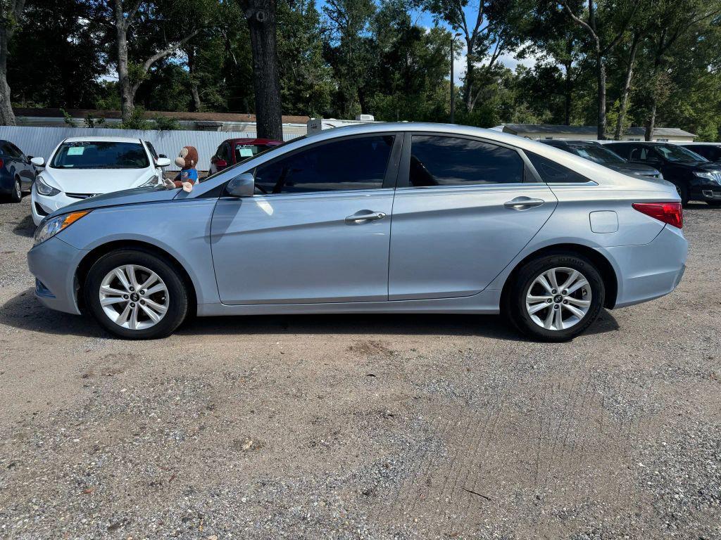 used 2013 Hyundai Sonata car, priced at $4,900