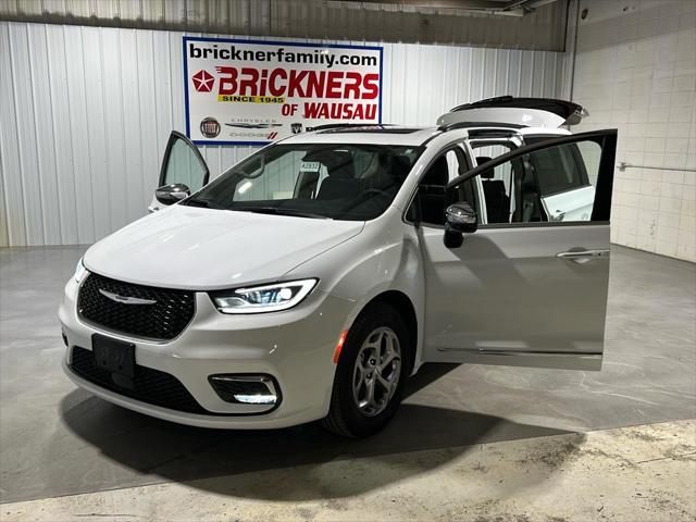 used 2023 Chrysler Pacifica car, priced at $42,927