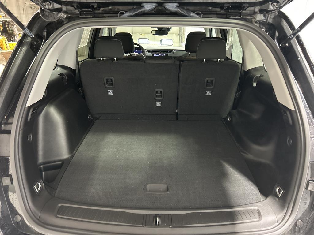 used 2023 Jeep Grand Cherokee car, priced at $28,957