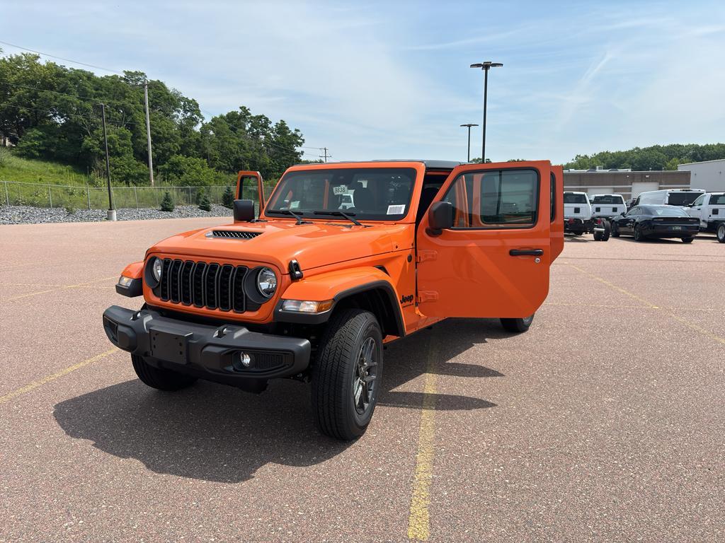 new 2025 Jeep Gladiator car, priced at $50,055