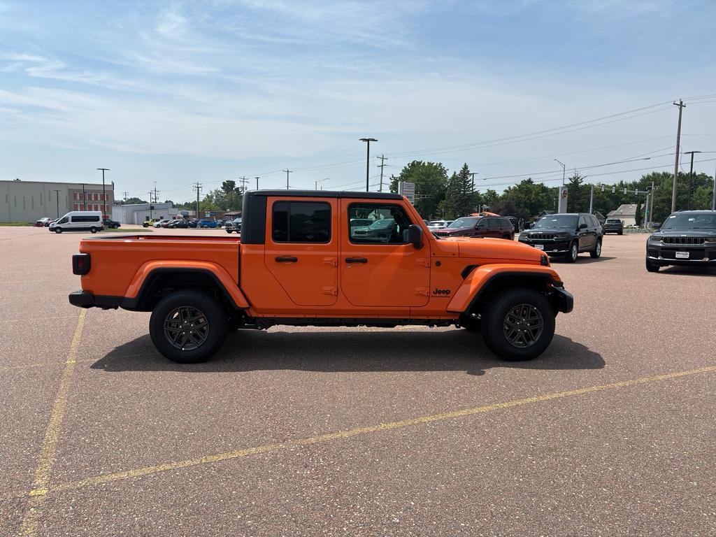 new 2025 Jeep Gladiator car, priced at $50,055