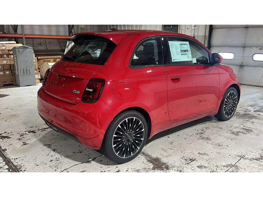 new 2024 FIAT 500e car, priced at $33,095