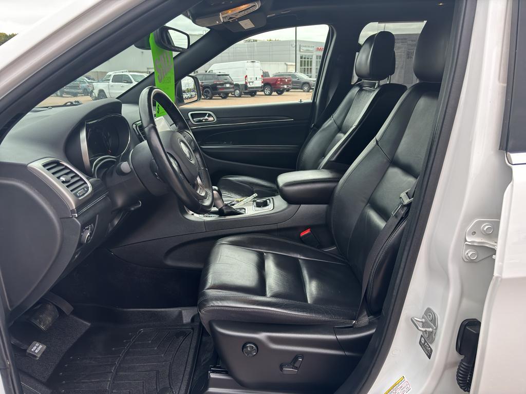 used 2022 Jeep Grand Cherokee car, priced at $25,907