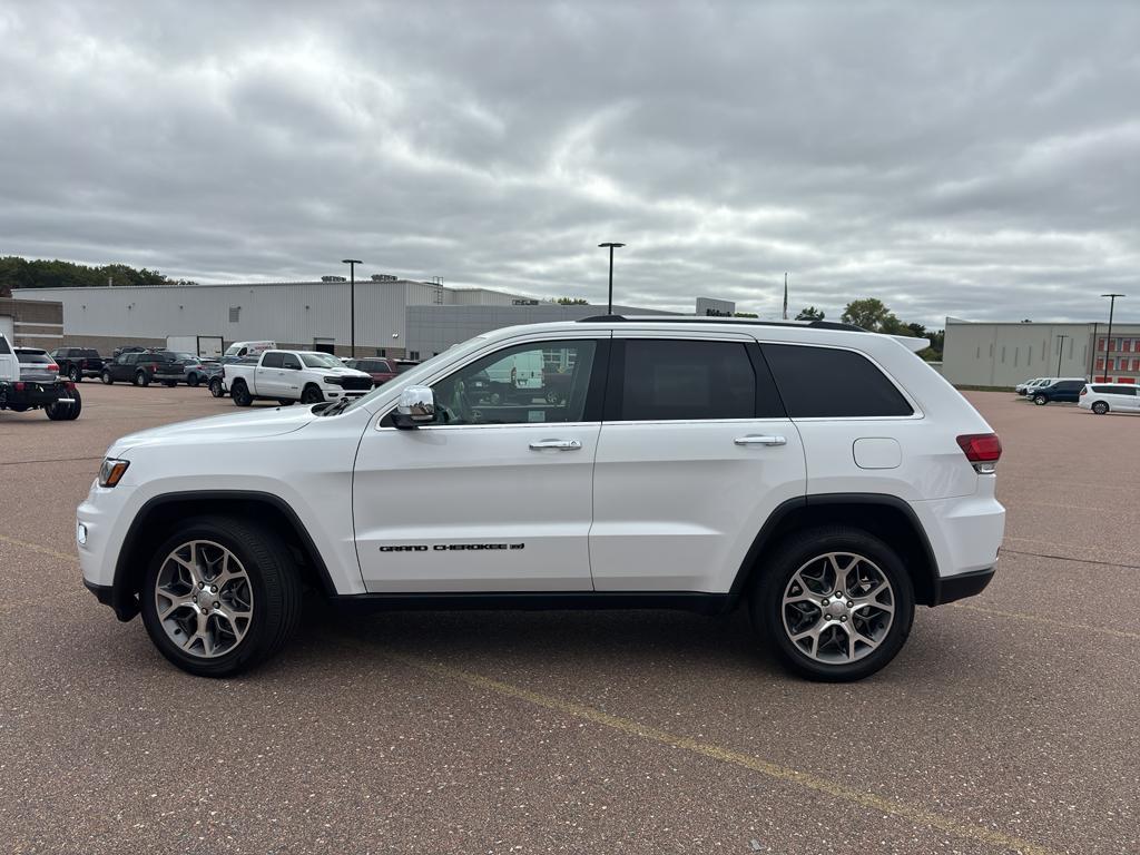 used 2022 Jeep Grand Cherokee car, priced at $25,907