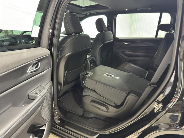 new 2025 Jeep Grand Cherokee L car, priced at $46,915