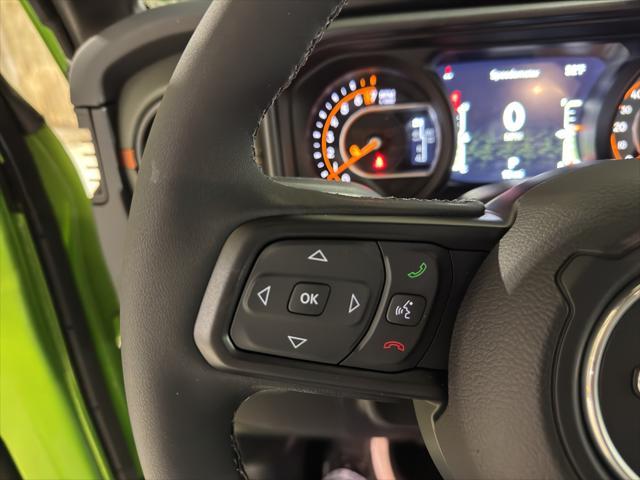 new 2025 Jeep Gladiator car, priced at $68,190