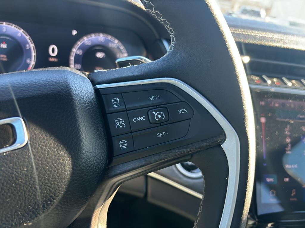 used 2024 Jeep Grand Cherokee L car, priced at $37,648