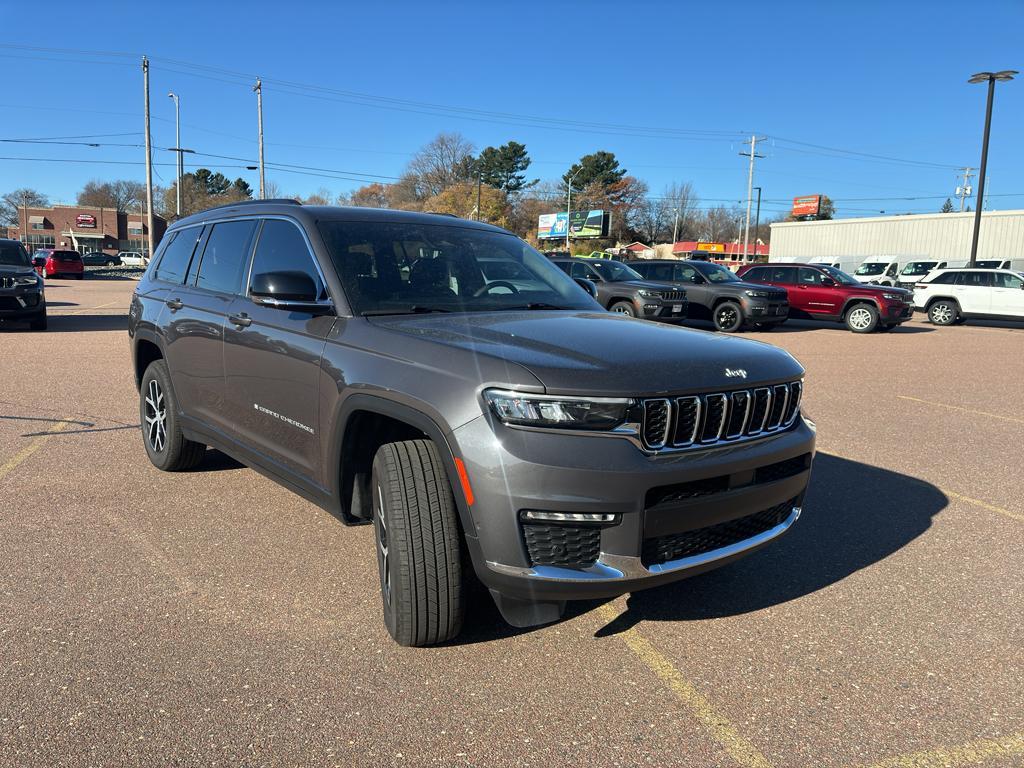 used 2024 Jeep Grand Cherokee L car, priced at $37,648
