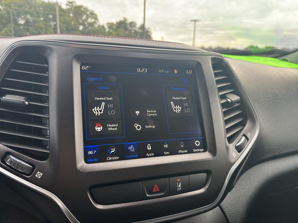 used 2022 Jeep Cherokee car, priced at $28,878