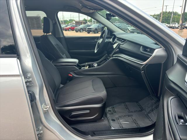 used 2023 Jeep Grand Cherokee car, priced at $33,659