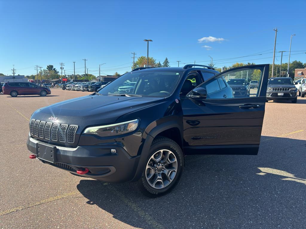 used 2022 Jeep Cherokee car, priced at $25,794