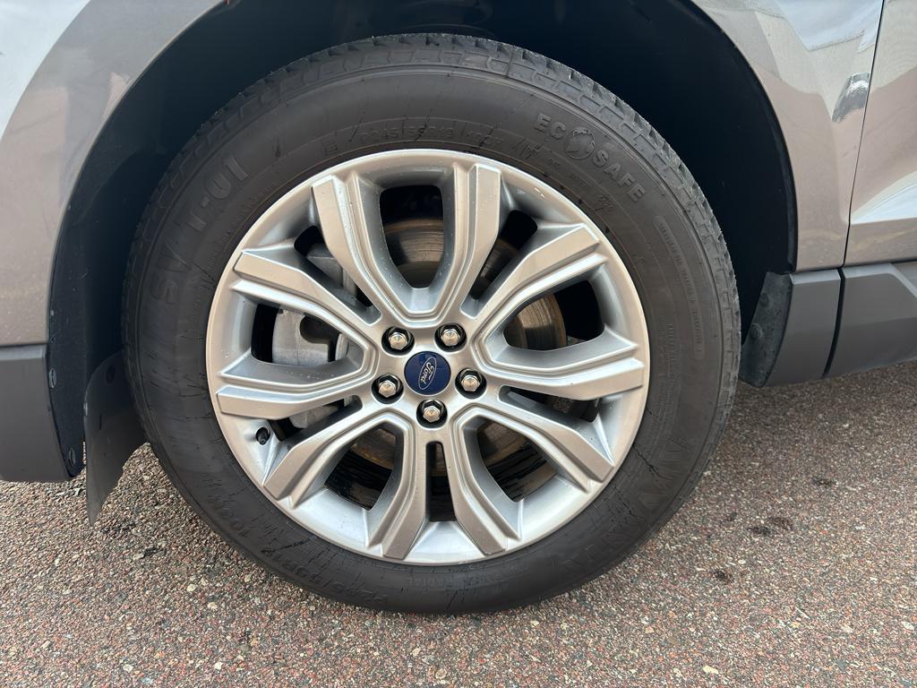 used 2022 Ford Edge car, priced at $25,854